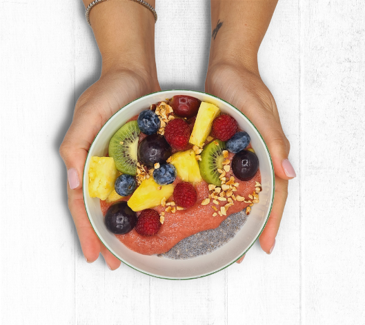 le puree di frutta sono ottime come spuntini e merende ma sono perfette per fruit bowl, chiw bowl e colazioni fit