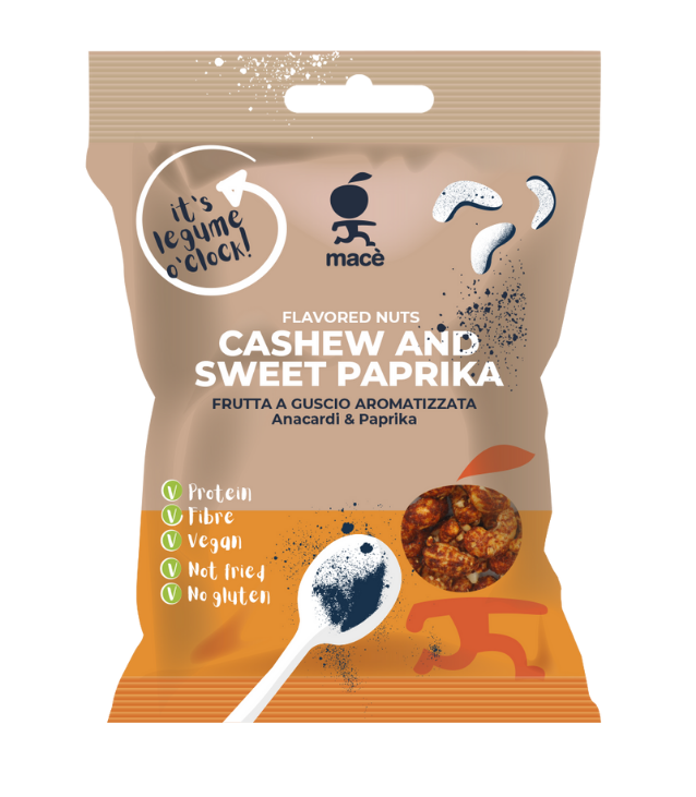 Crunchy, paprika-flavored cashews